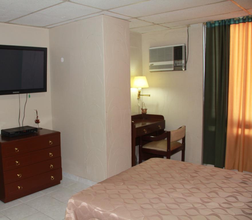 Hotel La Torre Guayaquil Phòng bức ảnh