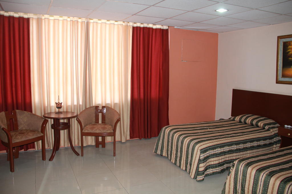 Hotel La Torre Guayaquil Phòng bức ảnh
