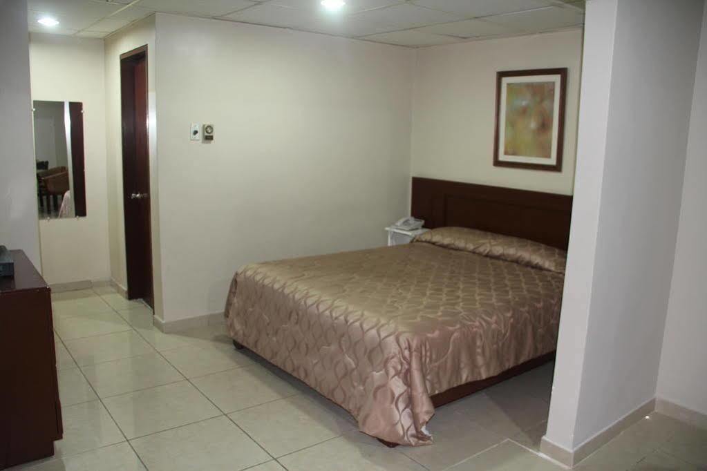 Hotel La Torre Guayaquil Ngoại thất bức ảnh